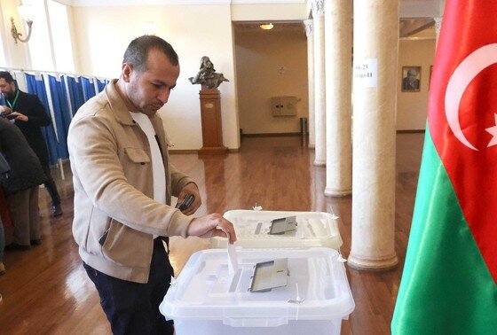    Избирательный участок в Баку