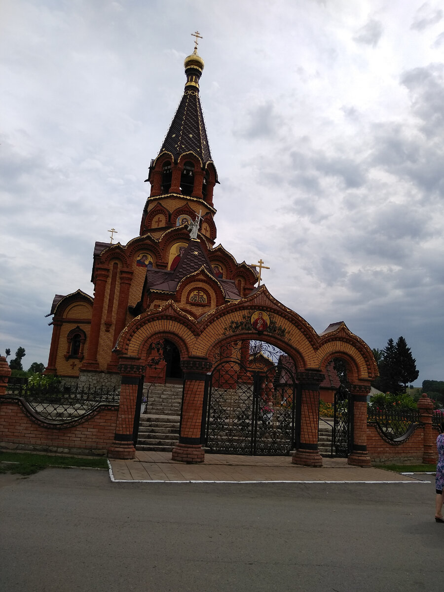 Храм Святой Екатерины в Сростках. Фото Прораб Алтайский