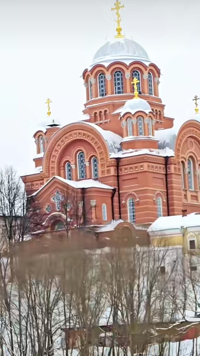 Покровский Хотьков ставропигиальный женский монастырь – это одна из древнейших монашеских обителей на Руси.