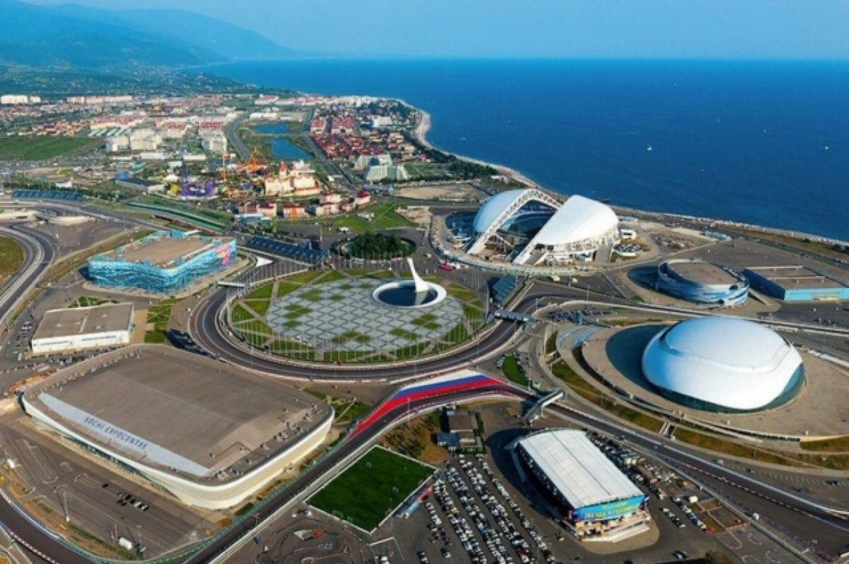    Благодаря Играм о Сочи узнал весь мир, и курорт начал стремительно развиваться.