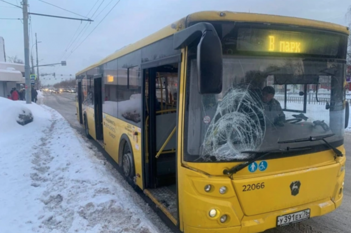    В Ярославле водитель автобуса сбил 17-летнюю девушку