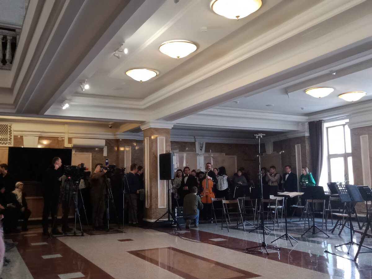 в ожидании концерта