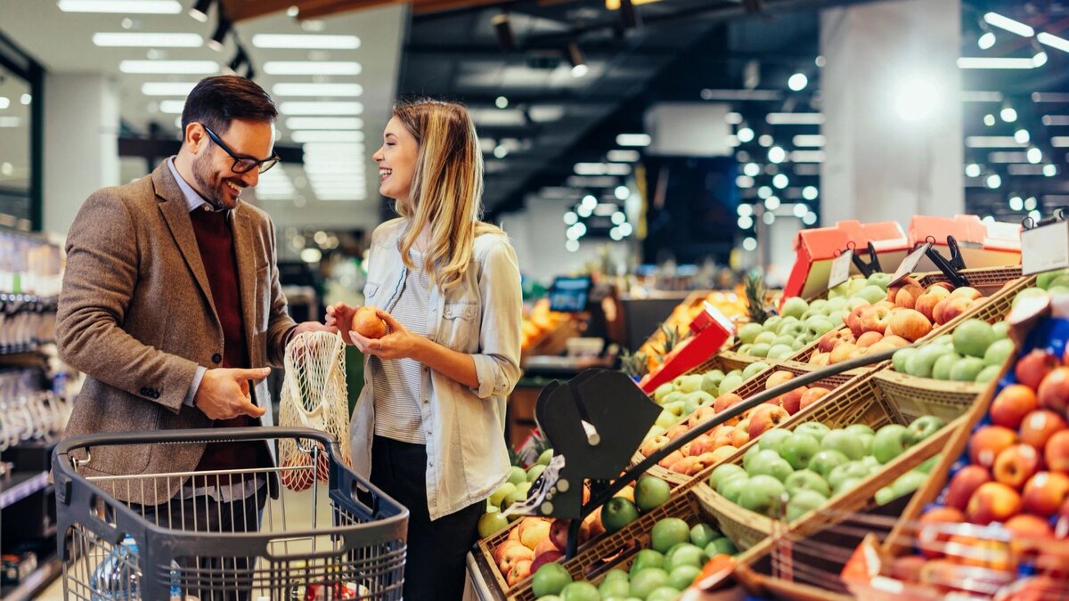 Shopping economy. Shopping at the grocery. Markets and men. Race in marketing.