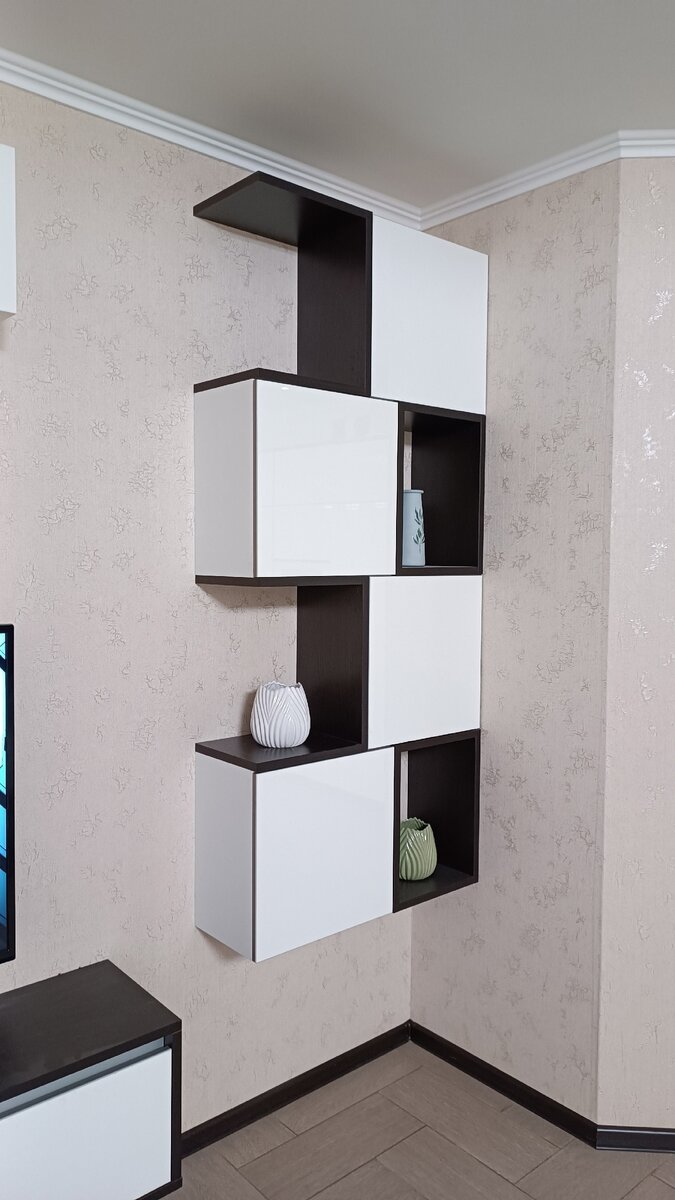 Эту тумбу я сделал сам, и это не сложно.