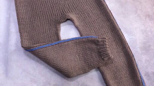 детские вязаные штаны с ластовицей. штаны вязаные для девочки. детские штанишки спицами видео. вязаные штанишки с ластовицей. штаны вязаные для девочки.