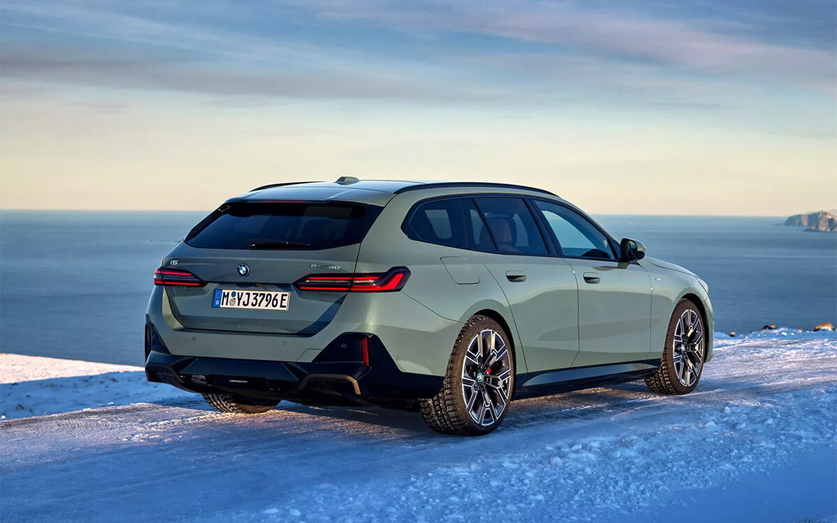 BMW📷BMW i5 Touring