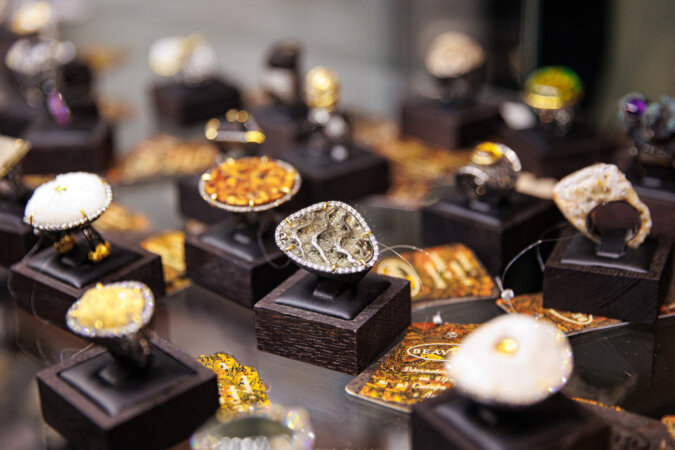 ювелирные товары.