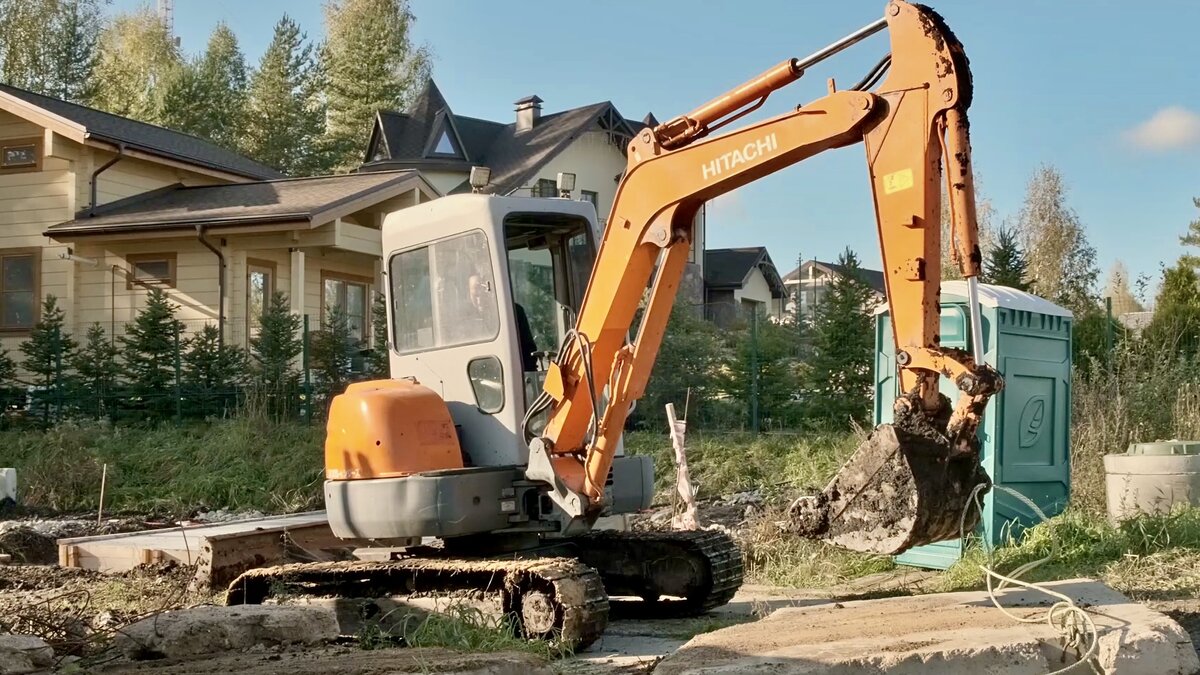Мини-экскаватор HITACHI