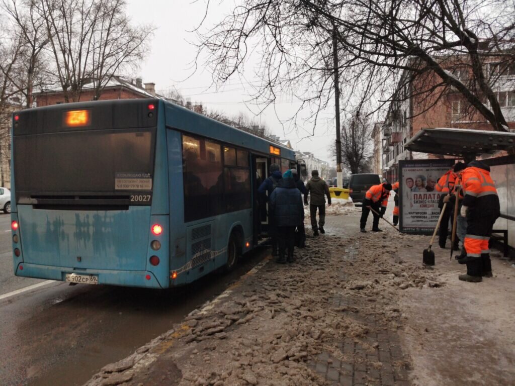 В Тверской области синим автобусам исполнилось четыре года | Караван  Ярмарка | Дзен