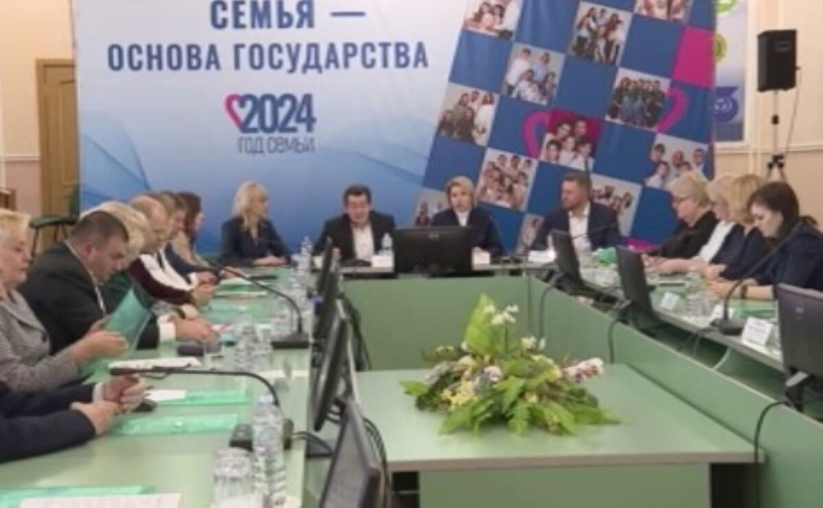    В Курске обсудили подготовку к предстоящим Выборам Президента РФ