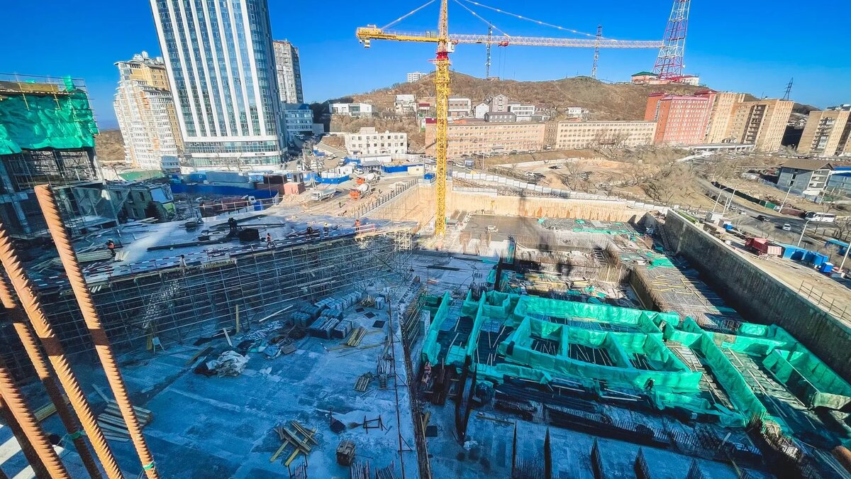     В Нижневартовске проблема с отсутствием застройщиков и провалы программы по введению квадратных метров жилья за последние годы достигли пика. Одна из самых скандальных компаний — «Нижневартовскстройдеталь» — постоянно лавирует между исками о возмещении неустоек и банкротстве.