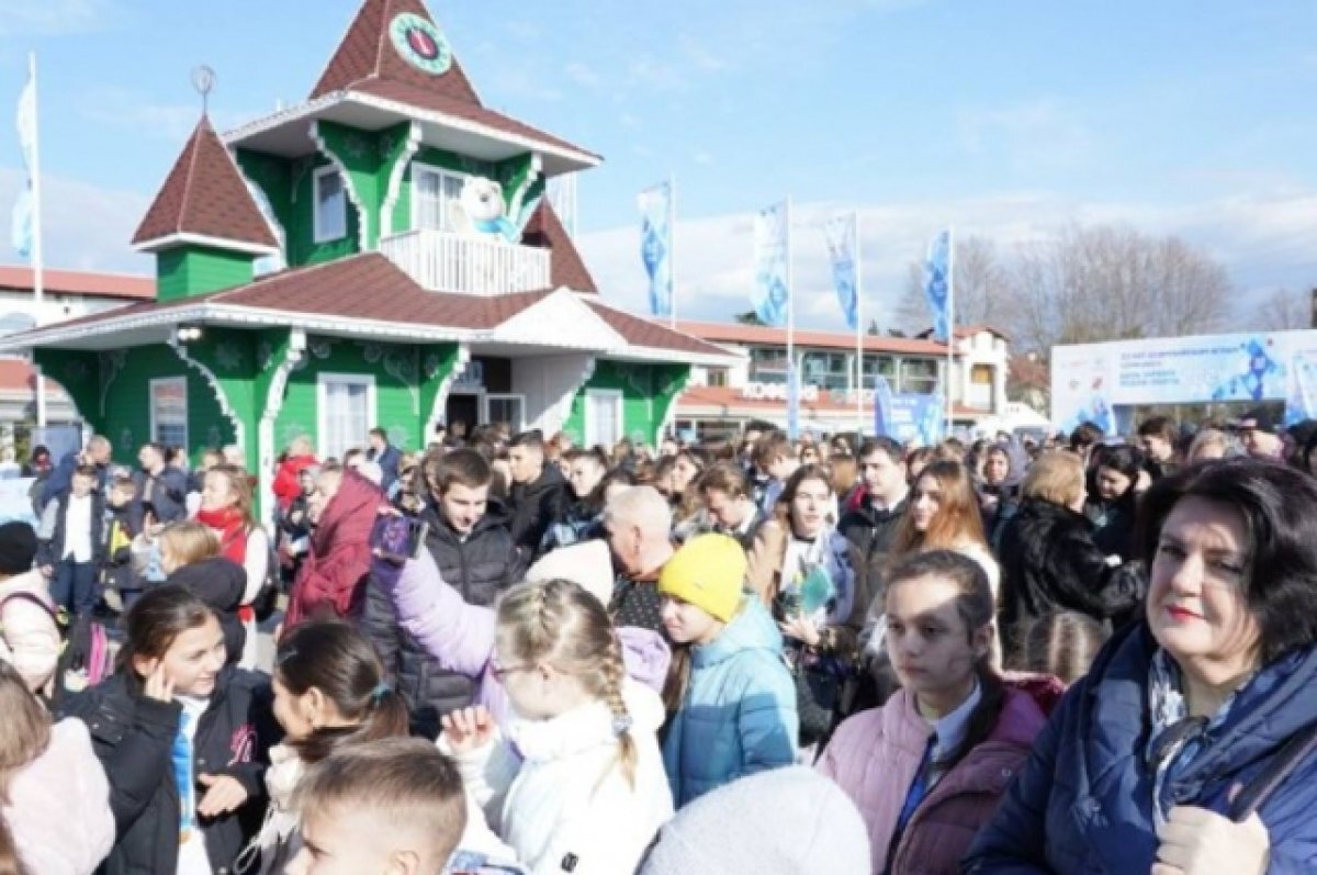    В Сочи на юбилей Олимпиады приехали около 90 тысяч туристов