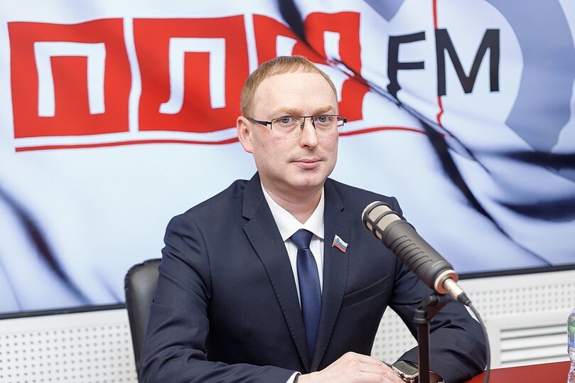 Кпрф нижний новгород. Шествие кпрф саратов алимова. Избиратели кпрф. Избиратели кпрф. Избиратели кпрф.