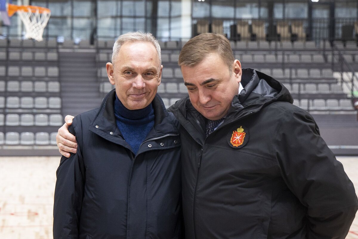 Строительство универсального спортивного комплекса