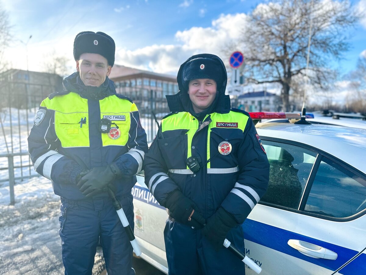 Дорожная полиция Петрозаводска зовет на службу психологически устойчивых  мужчин | Столица на Онего - новости Петрозаводска и Карелии | Дзен