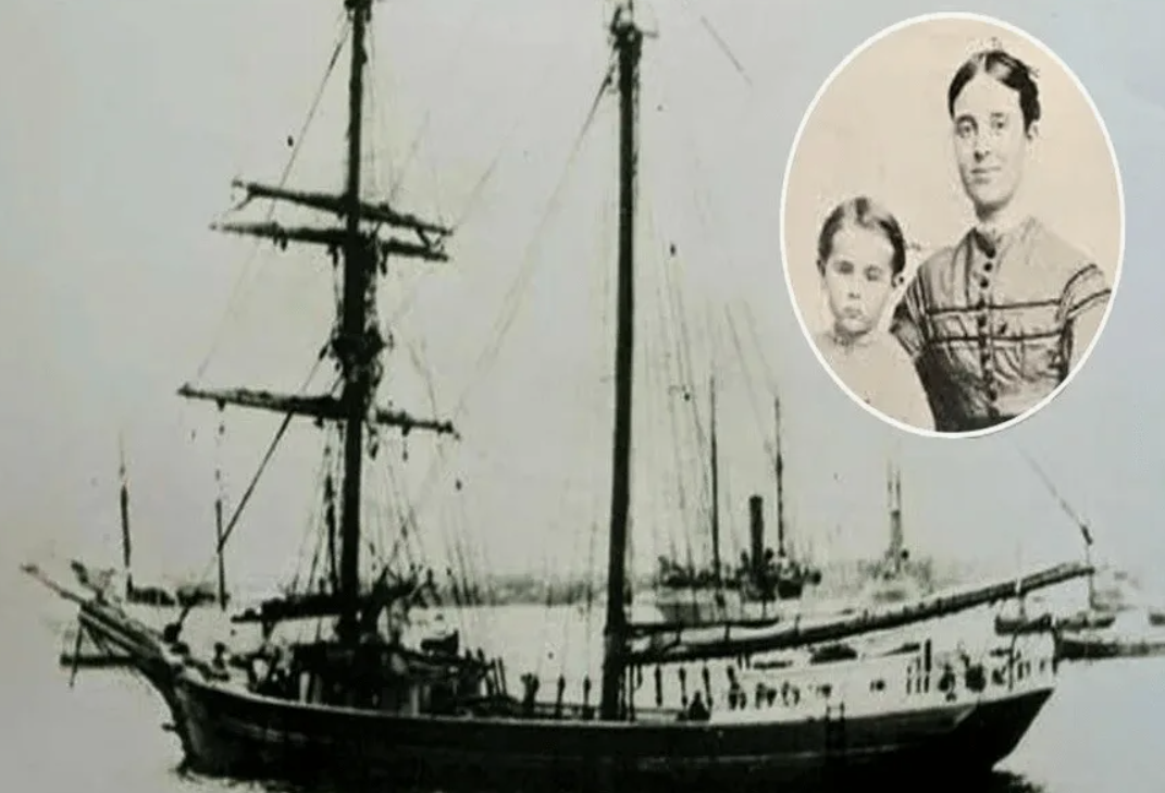 олимпик британик и титаник крушение. ввс остров. где попали в корабль. где попали в корабль. территория бермудского треугольника.