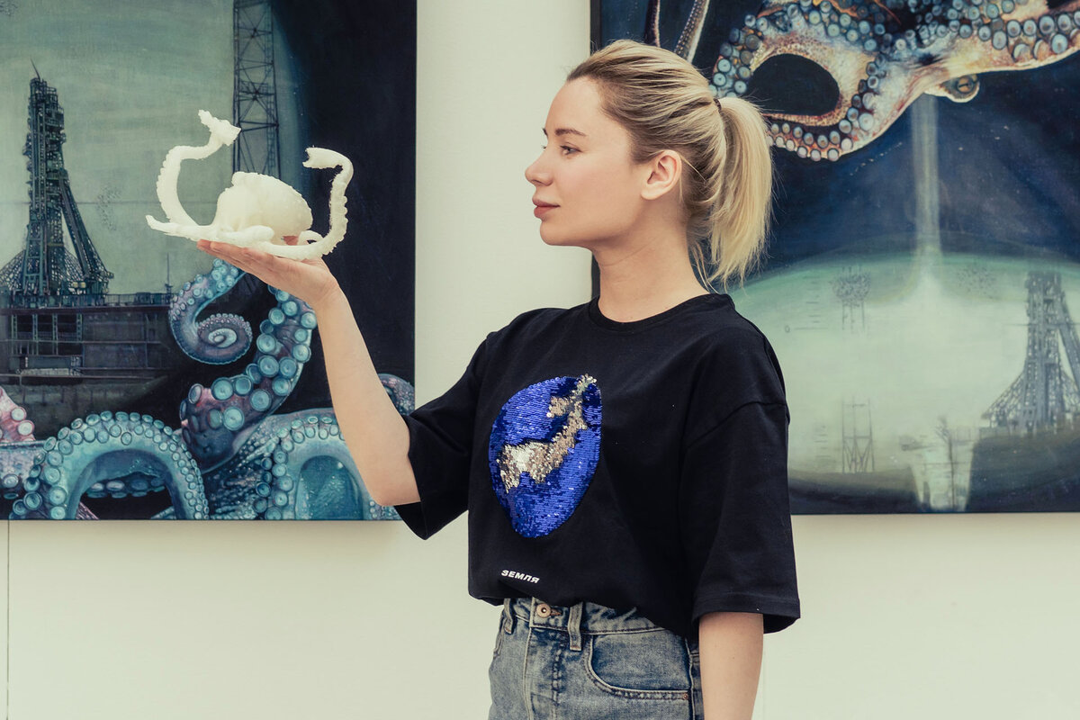       Настя Миро и макет объекта Octo-Pax Фото: из личного архива