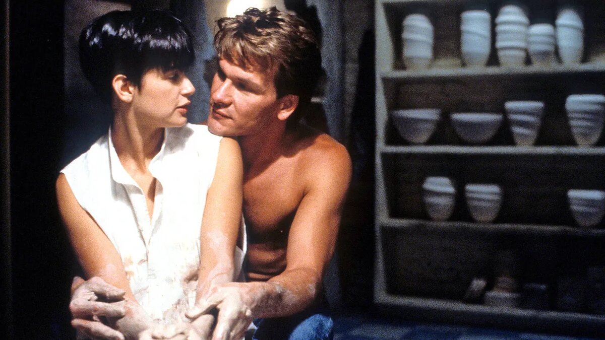 Кадр из фильма "Призрак" 1990