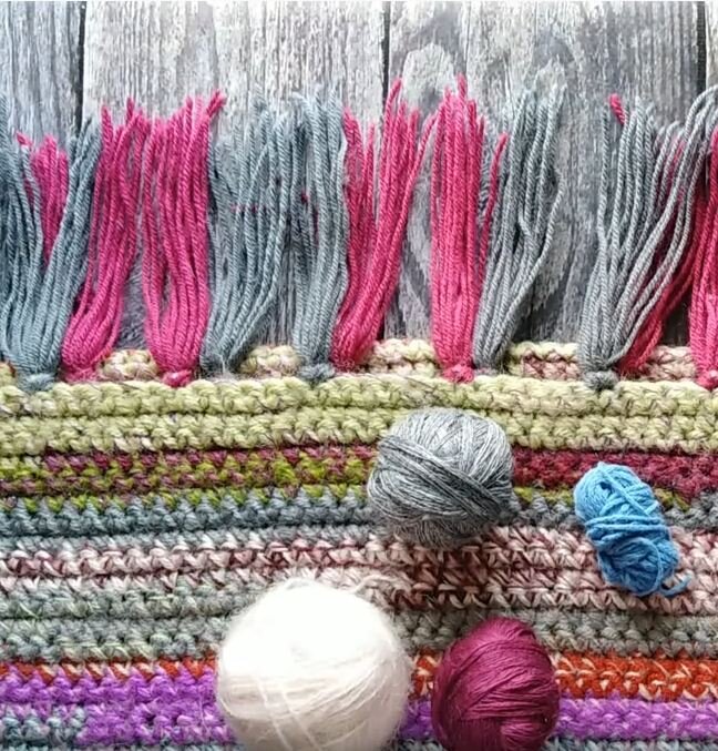 нитки для вязания крючком. фиолетовые нитки для вязания. пряжа для вязания спицами. пряжа для начинающих спицами. пряжа для начинающих спицами.