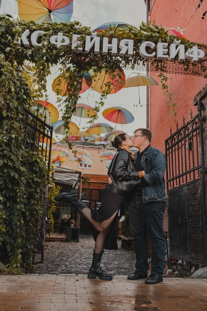 дождливое лето. доброе дождливое утро. чай и дождь за окном. с утра лил дождь. дождливое утро.