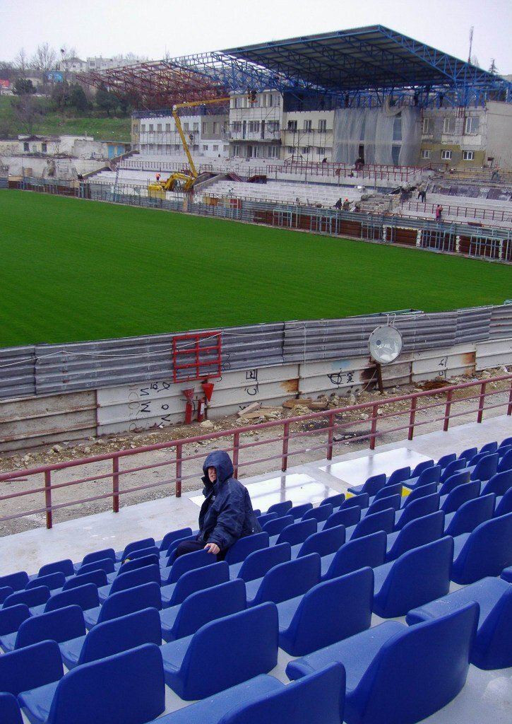 На северной трибуне стадиона