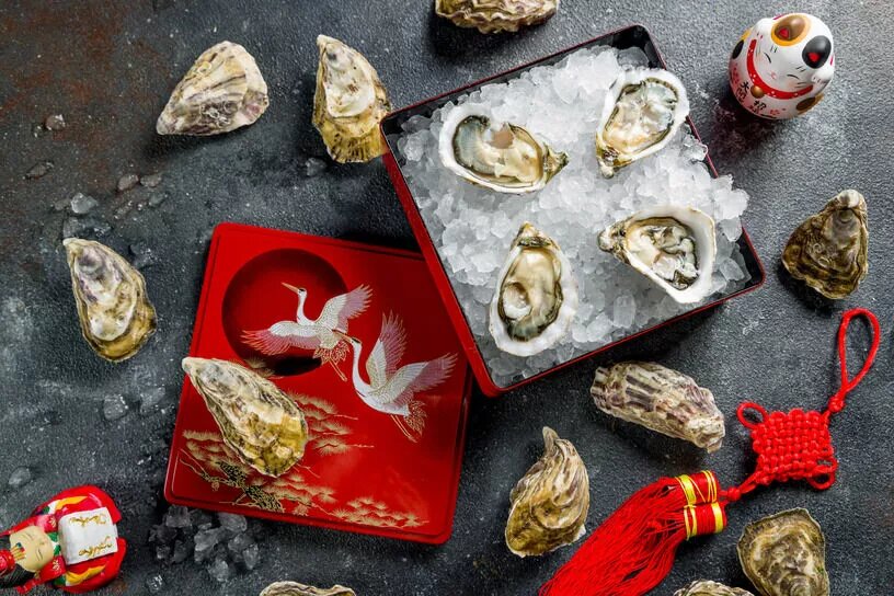 Одежда для малоимущих. Раздаем вещи. Вещи на благотворительность. Куда сдать ненужные вещи. Старые вещи для нуждающихся.