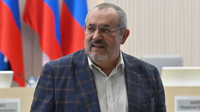 Борис Надеждин