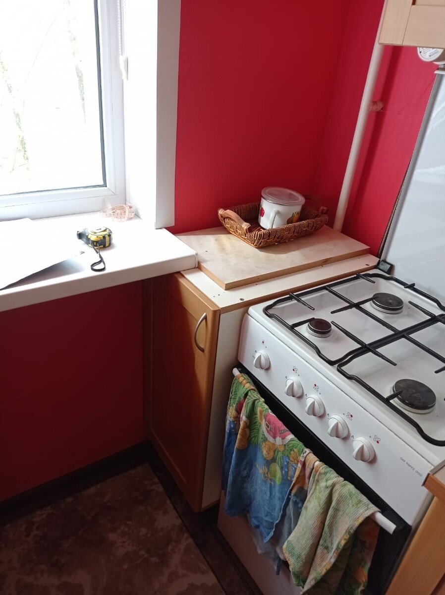 м мокко. кухня в хрущевке. кухня в хрущёвке 5 кв м планировка с холодильником. кухня в хрущевке 5 кв м лорето. кухни 6 кв.