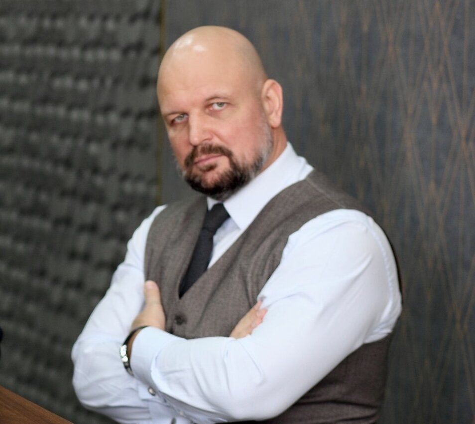 Афонский Сергей Николаевич, стаж работы судьей и заместителем председателя районного суда по гражданским делам 10 лет