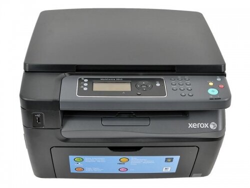 Основными причинами, которые приводят к тому, что аппарат не захватывает бумагу, являются: 
Неправильно подобранная бумага. Хerox workcentre 3045 – современно устройство, оптимизированное для определённого типа бумаги. Если она имеет большую или меньшую плотность, чем рекомендовано производителем для использования, устройство может её не захватывать.Неправильное расположение листов. Ошибка возникает в том случае, если они лежат не по направлению печати или при неправильно зажатых ограничителях.Сбой настроек. Чтобы их устранить, потребуется зайти в настройки компьютера, проверить правильность их установки и при необходимости исправить ошибки.Проблемы с драйвером. Для устранения неполадки необходимо установить ПО.Скопление пыли на ролике. Необходимо аккуратно очистить ролик сухой тряпкой без использования моющих средств и спирта.Поломка ролика захвата. Требуется замена детали.Посторонний предмет в принтере. Необходимо проверить дно лотка, осмотреть пространство под захватывающим реликом.Сломался узел подачи бумаги. Наиболее серьёзная проблема, требующая решения в сервисном центре.Самостоятельно разбирать ксерокс не рекомендуется, так как можно повредить внутренние компоненты устройства, что приведет к более долгому и дорогому восстановлению, а в разобранном виде техника в сервисный центр не принимается.