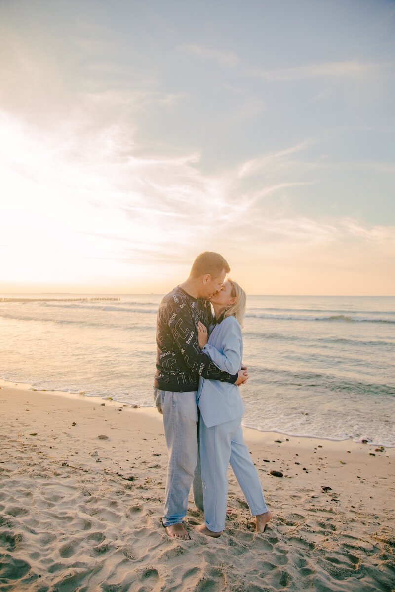 семейная пара мж ищет м. пара ищет пару калининград. пара ищет пару калининград. встречи семейных пар частное. би пары калининграда.