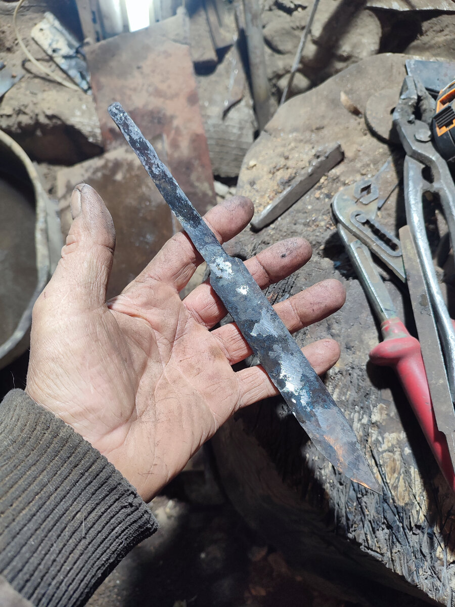 Откованный клинок