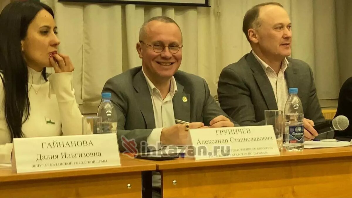     Глава Госкомитета Татарстана по тарифам Александр Груничев сообщил, сколько республика потратит на ремонт сетей и какую часть из этой суммы «вложат» обычные жители.