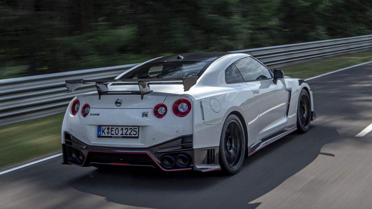 Nissan GTR нисмо