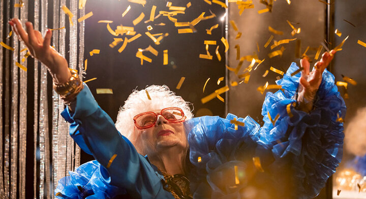 85-летняя Вика из Варшавы