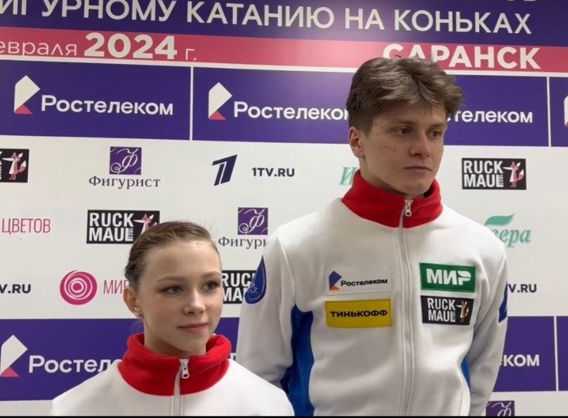 Парное фигурное катание. Синицына кацалапов олимпиада 2022. Ксения ахантьева валерий колесов. Никита кацалапов 2022. Парное катание фигуристы.