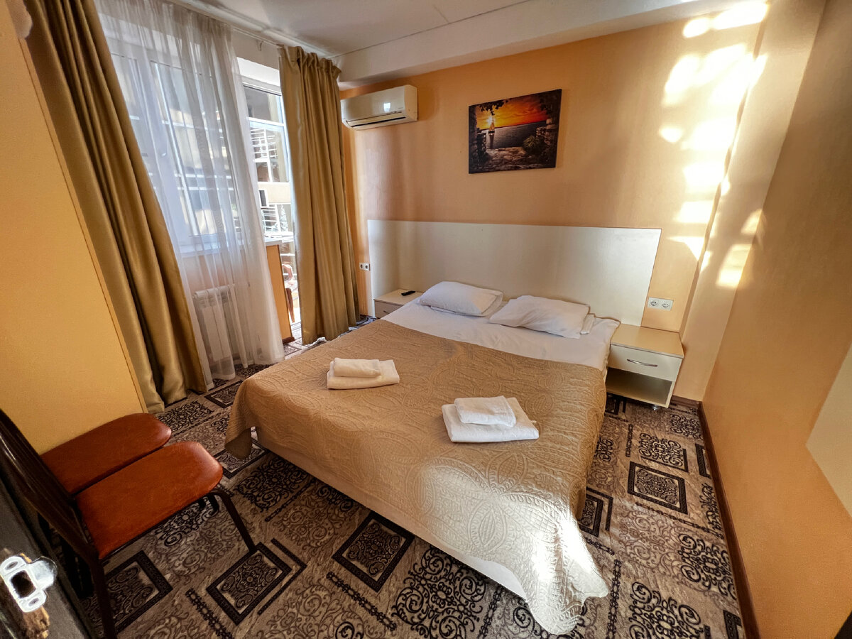 курортный отель островок адлер. гостиница сюзанна в адлере. адлер ул тюльпанов 1. морефорния хоста гостевой дом. съем комнаты в общежитии сочи на ареде.