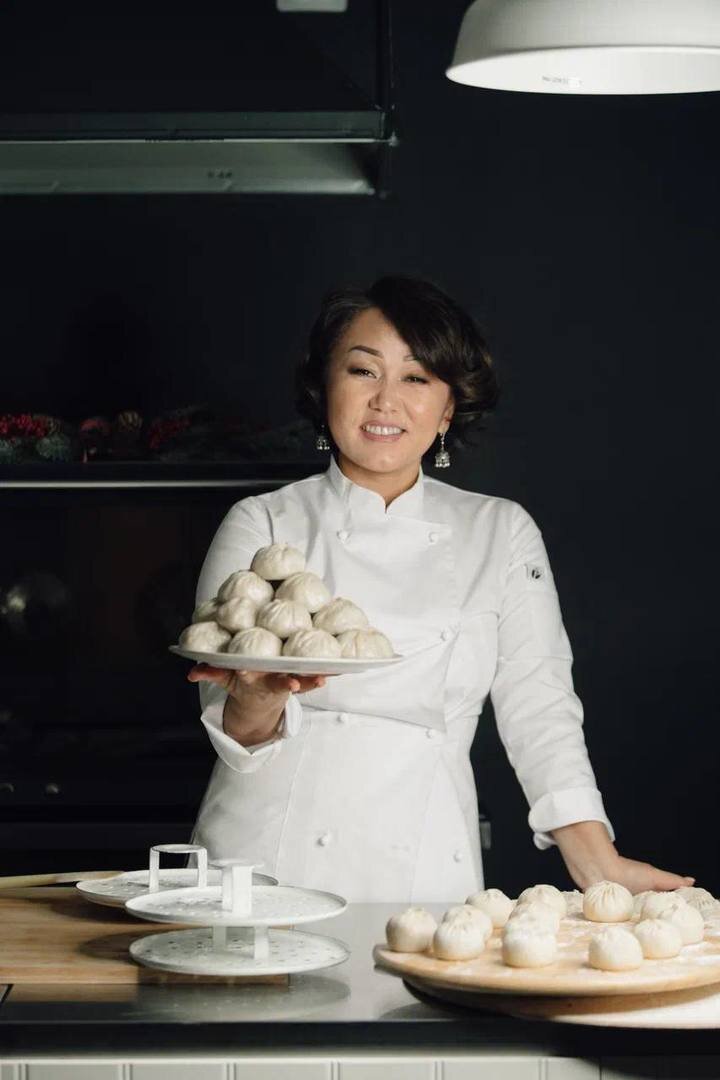     Бадма-Ханда Аюшеева. Фото из личного архива певицы.