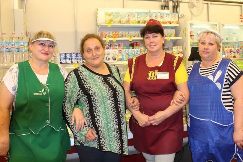 Четыре продавщицы рассказали, как приняли роды у покупательницы. Фото: ЕКатерина КОМЯКОВА.