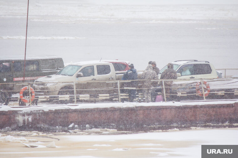 переправа салехард лабытнанги 2022. паром победа салехард-приобье. паром салехард приобье. паром победа салехард-приобье. паром салехард.