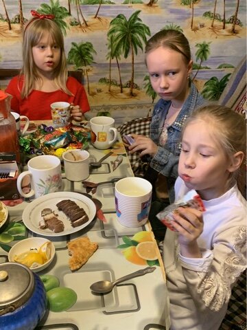 Социальный детский клуб. Детский развивающий центр. Социальный детский клуб. Ивантер зарина детский центр. Детский клуб.