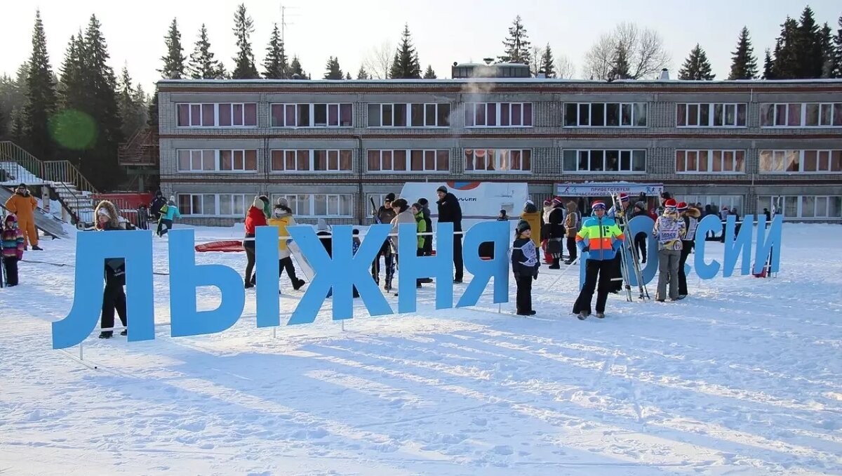     С вечера пятницы на участке также будет запрещена стоянка и парковка транспорта.