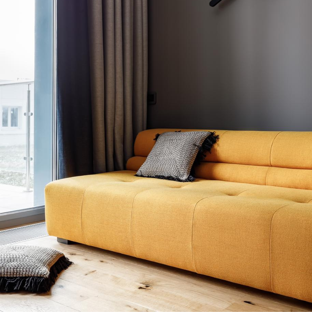 Реализованный интерьер дизайнера Зины Малышевой, диван Sofas & Decor
