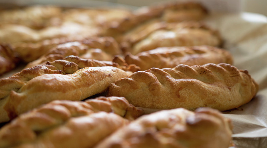 Национальная караимская пекарня «Уч-Янтык» в Симферополе // Фото: Туристический портал Республики Крым, Олег Древницкий