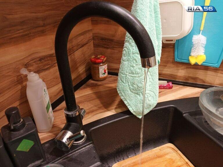    Отключение в Степном. В Оренбурге 40 многоквартирных домов остались без холодной воды Андрей Севостьянов