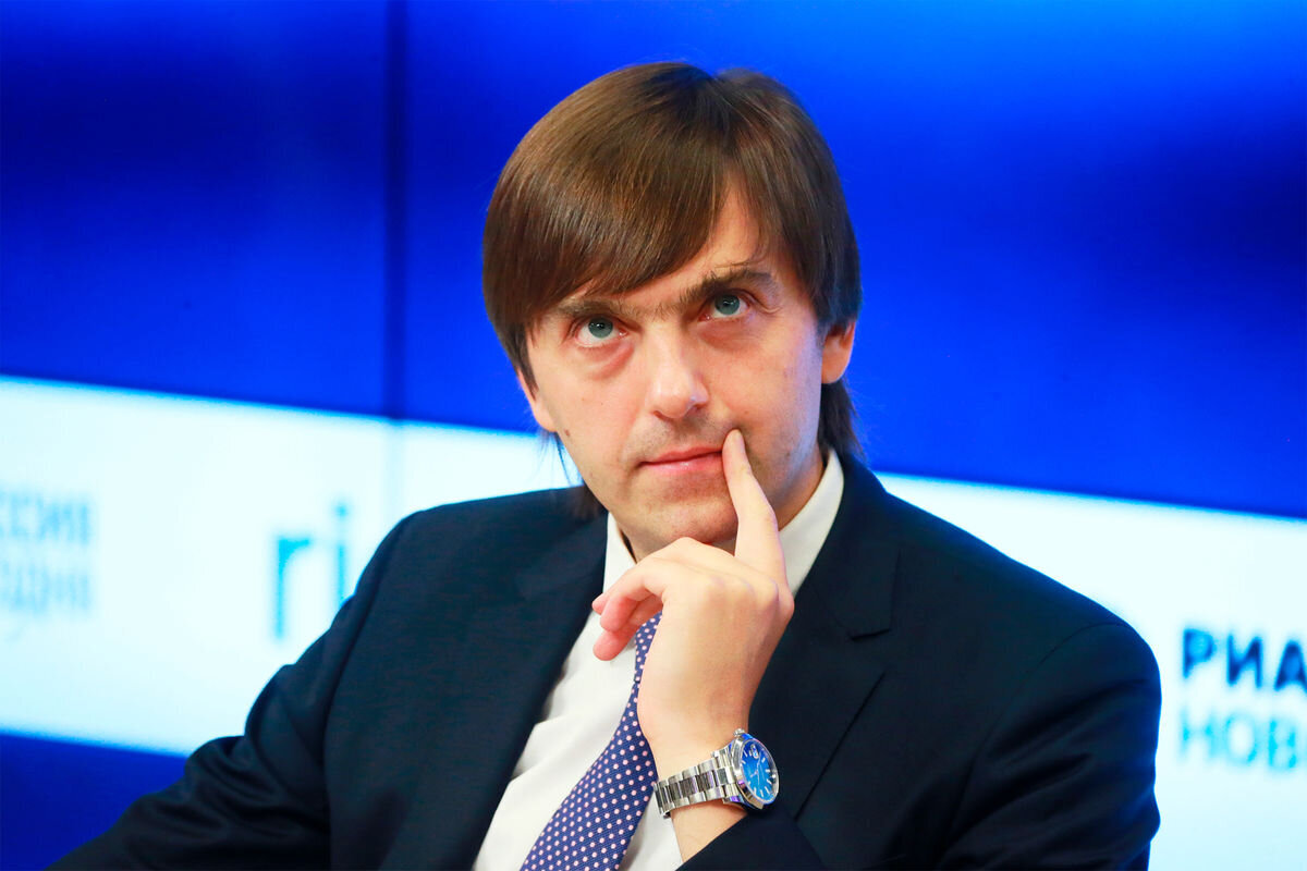 100000 тысяч пишем, а сколько на ум пошло, в смысле, в школу придут работать. Вопрос. Фото Яндекс.Картинки. 