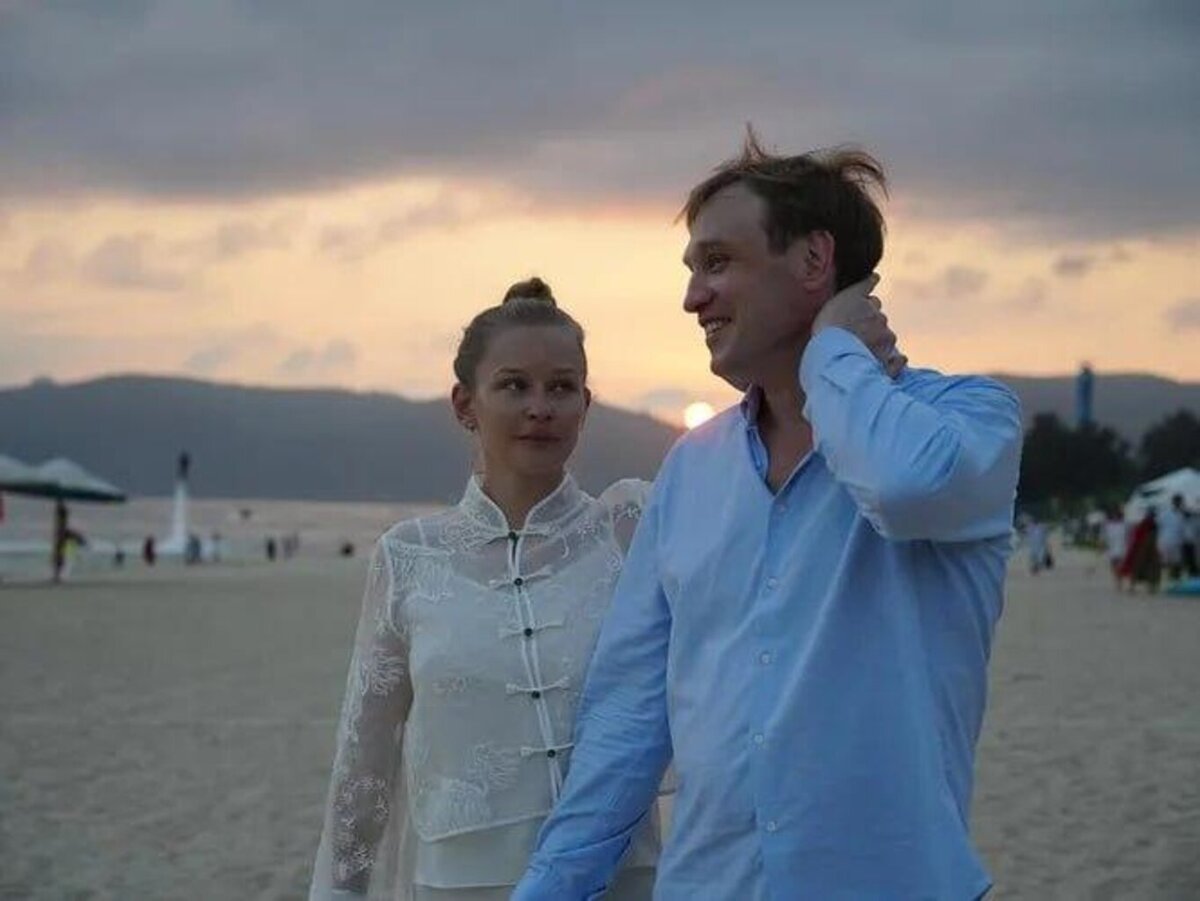    Юлия Пересильд и Михаил Тройник