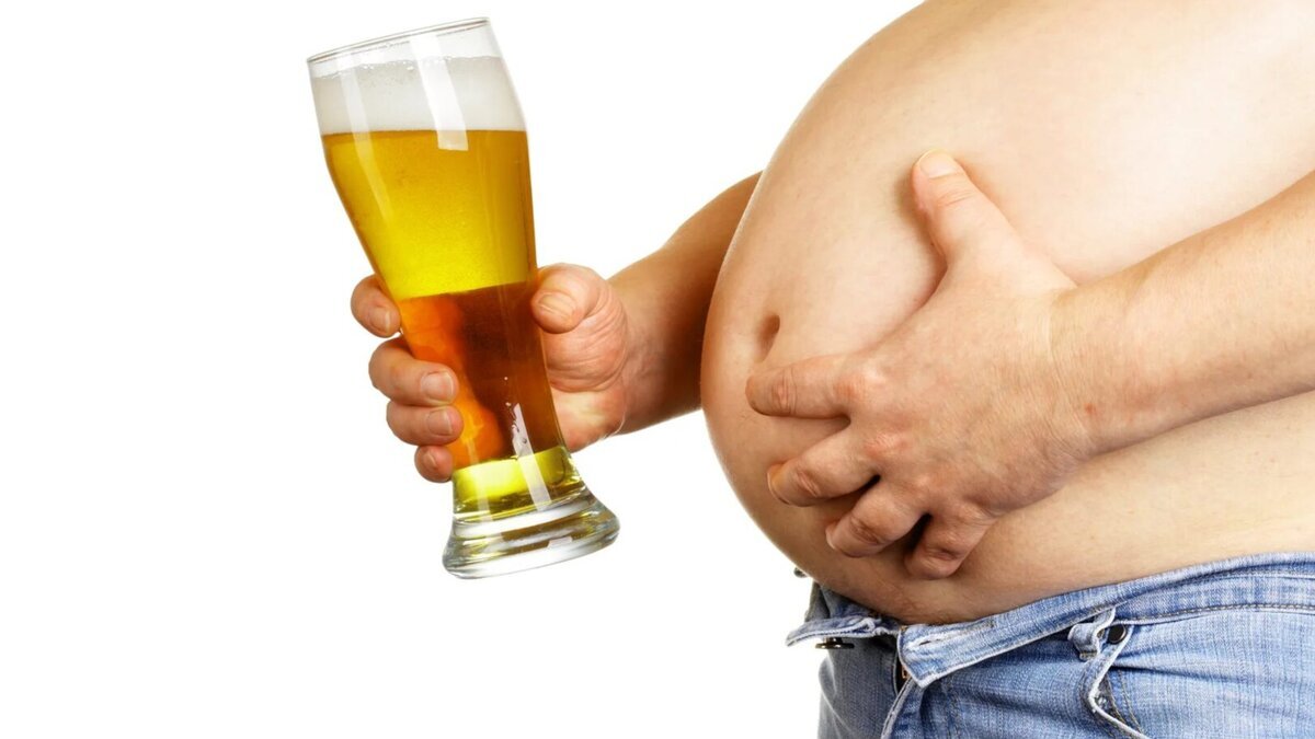 Такая неприятная вещь как «пивной животик» может появиться не только от чрезмерного употребления «пенного» ...
