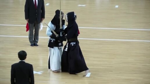 You me 1 is three. отношения двух девушек. One the first two the second таблица. английские цифры first second third. урок английского.