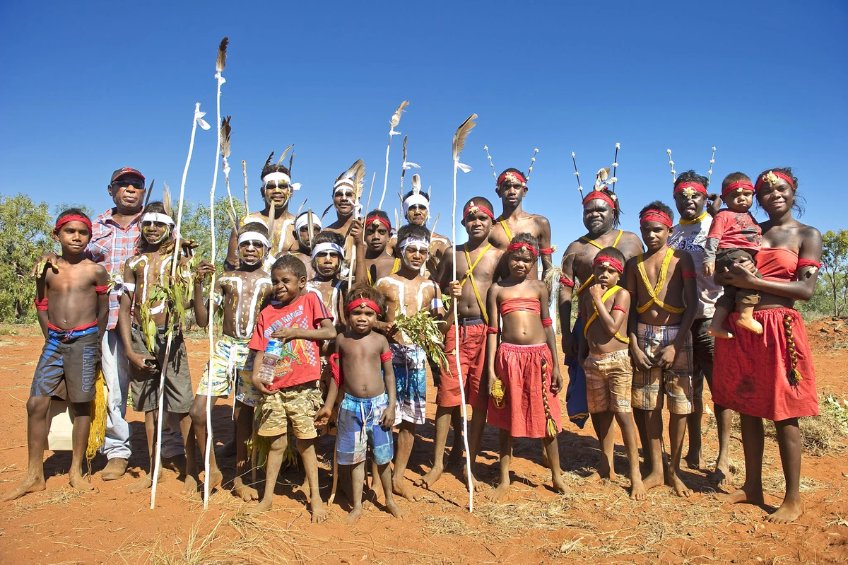 Стоковые фотографии Австралийских Аборигенов Женщина премиум-класса